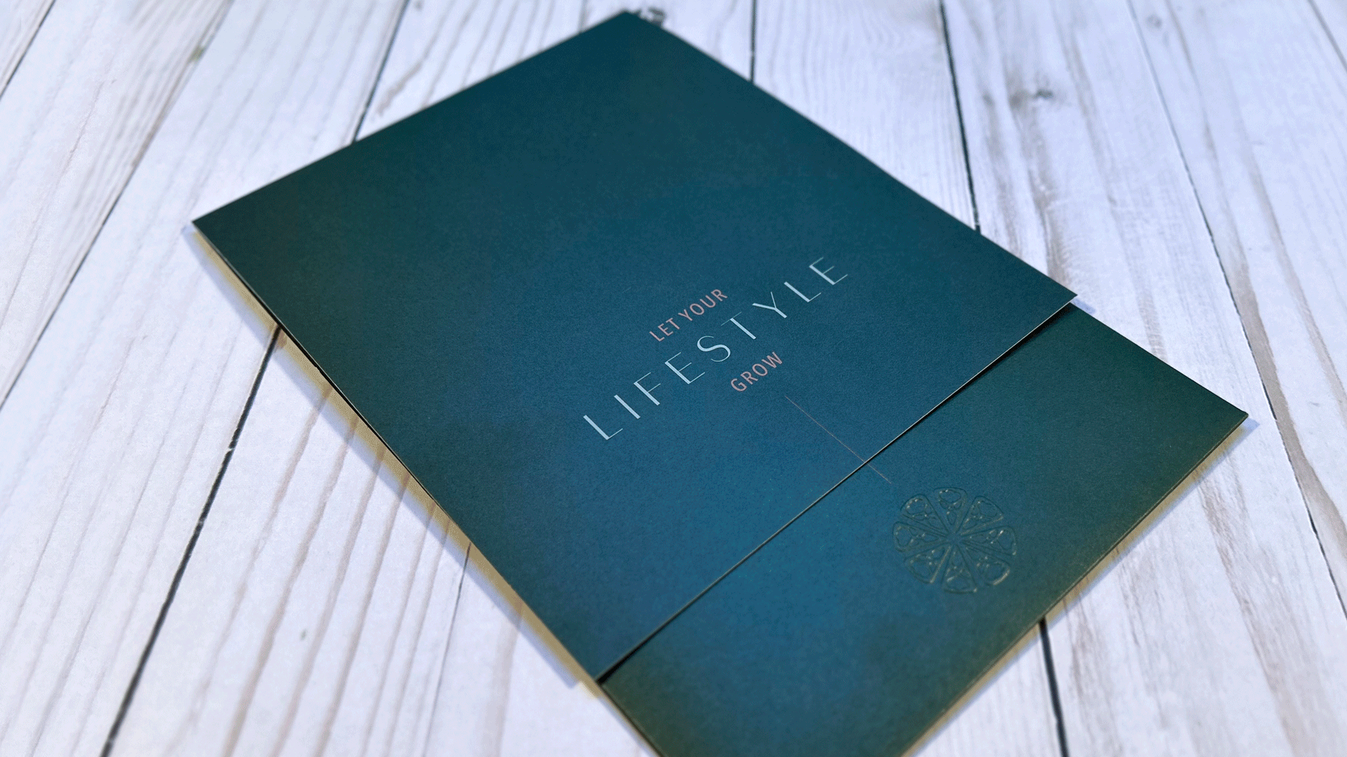 Ezelle Collateral Kit